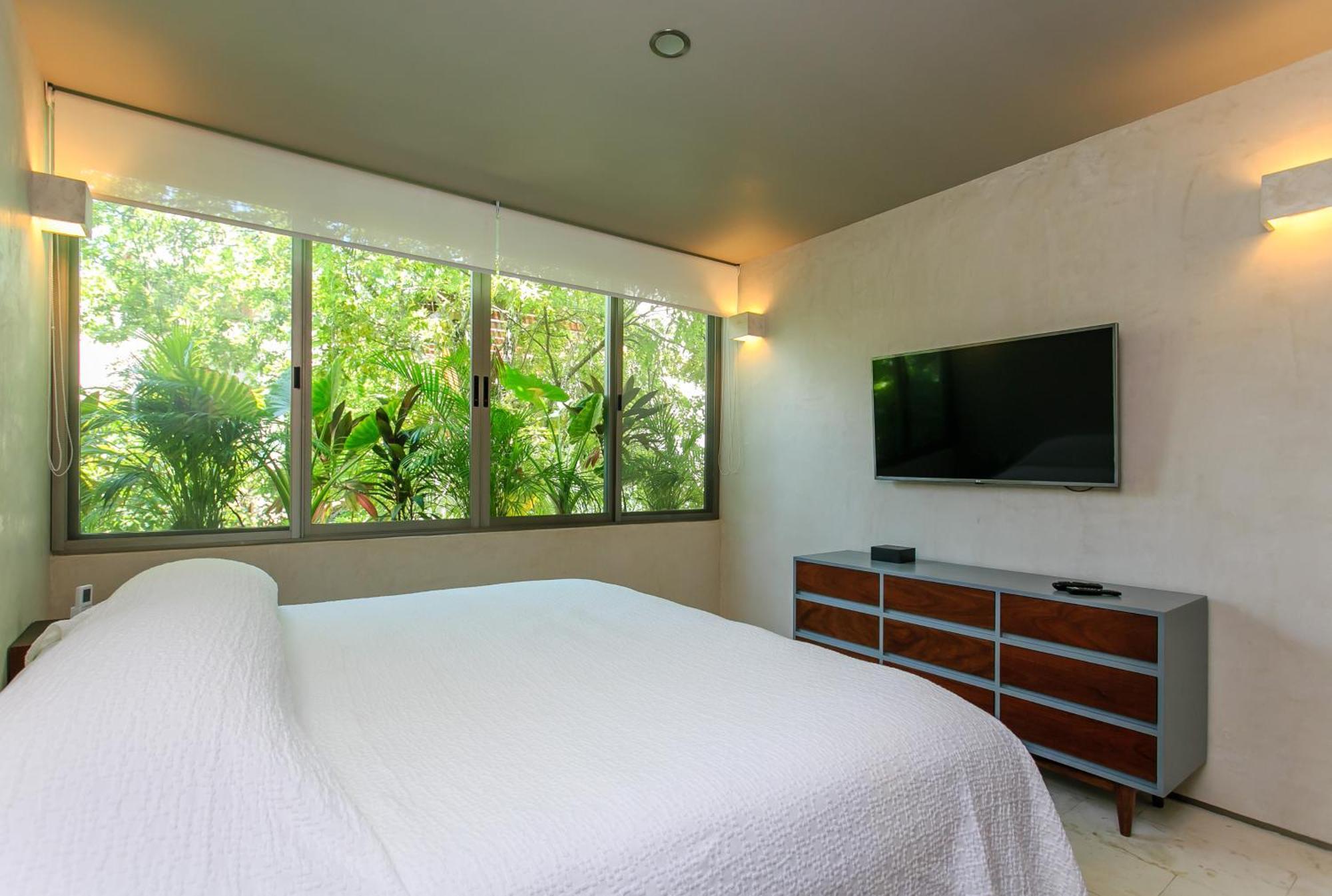 Eco-Chic Design Condos Wrapped In Nature'S Elements By Stella Rentals 툴룸 외부 사진